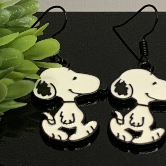 Snoopy Earring, Peanuts Earring, Gift Idea, Snoopy Jewelry, Peanuts Jewerly - Picture 6 of 11